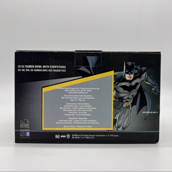 DC Batman Ramen Ceramic Bowl with Chopsticks - Picture 3 of 9